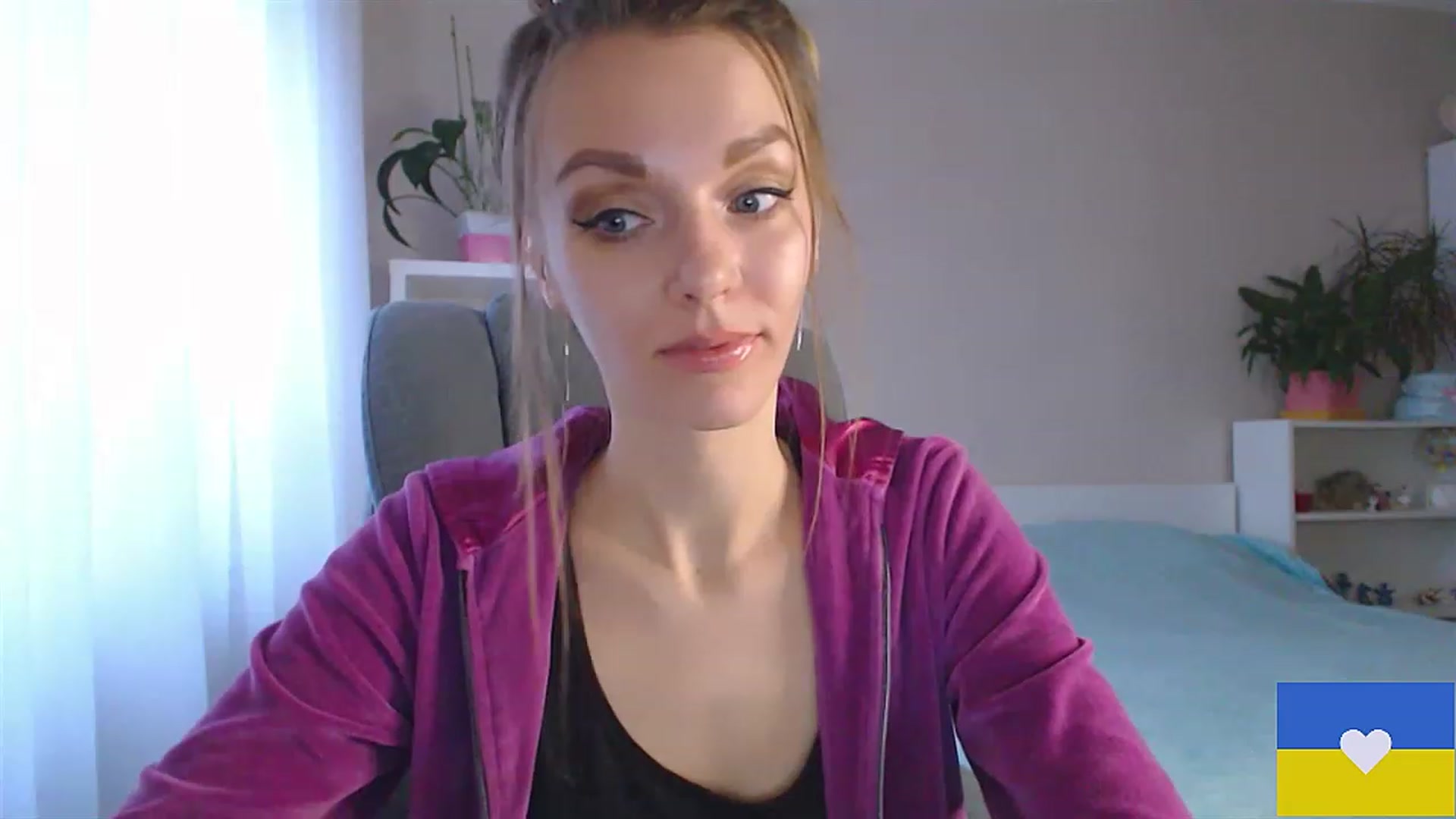 Gallery image thumbnail from Divine_Phenix's myfreecams stream on, 02/01/2023, 14:08 image 19 of 20