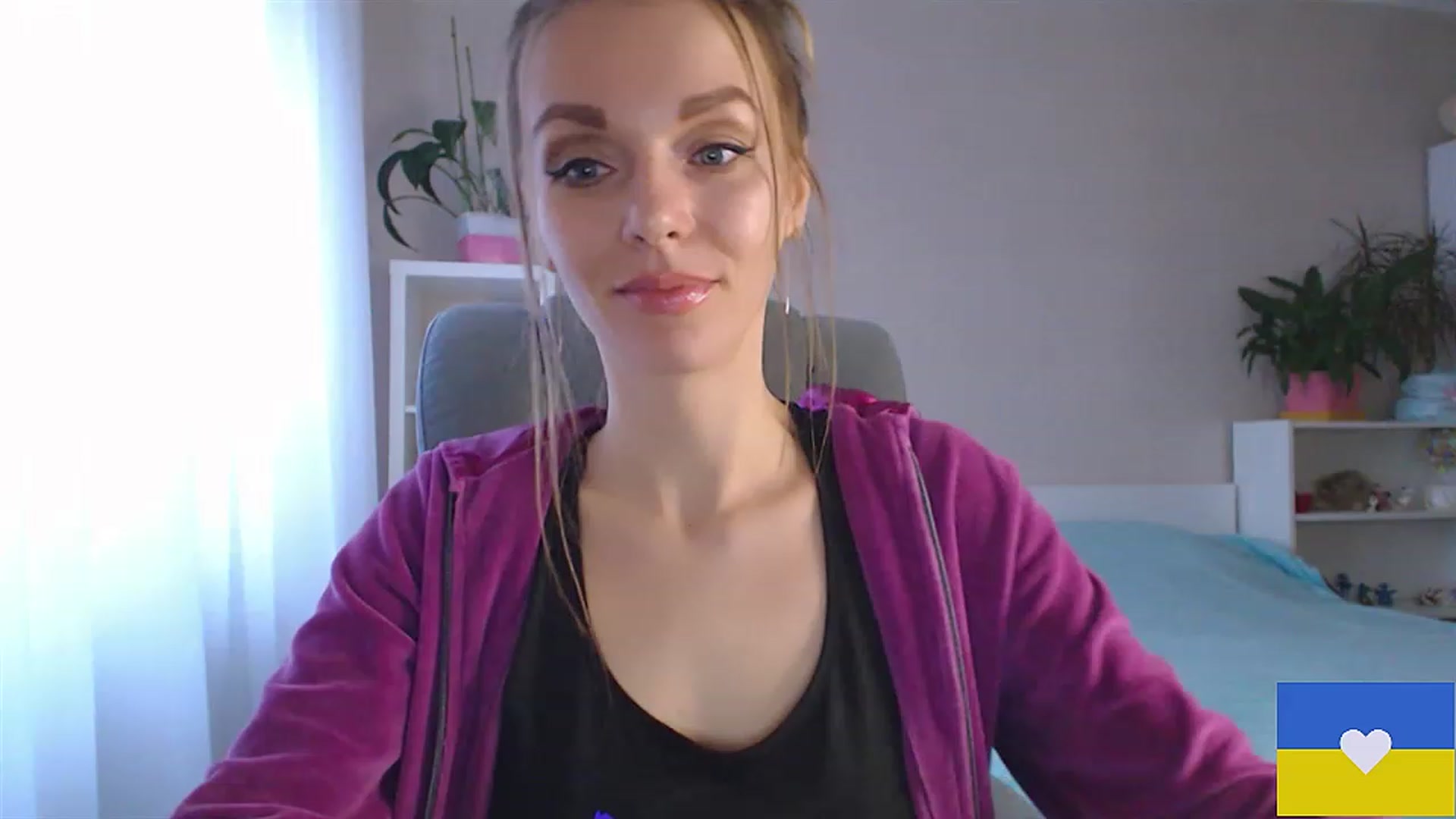Gallery image thumbnail from Divine_Phenix's myfreecams stream on, 02/01/2023, 14:08 image 16 of 20