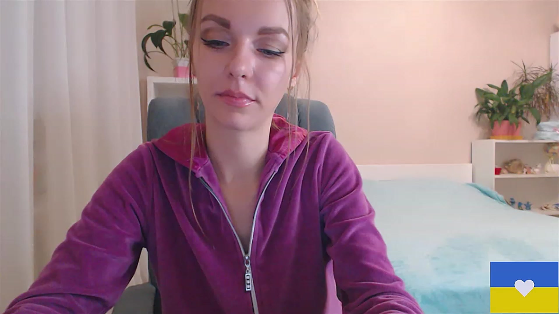 Gallery image thumbnail from Divine_Phenix's myfreecams stream on, 02/01/2023, 14:59 image 19 of 20