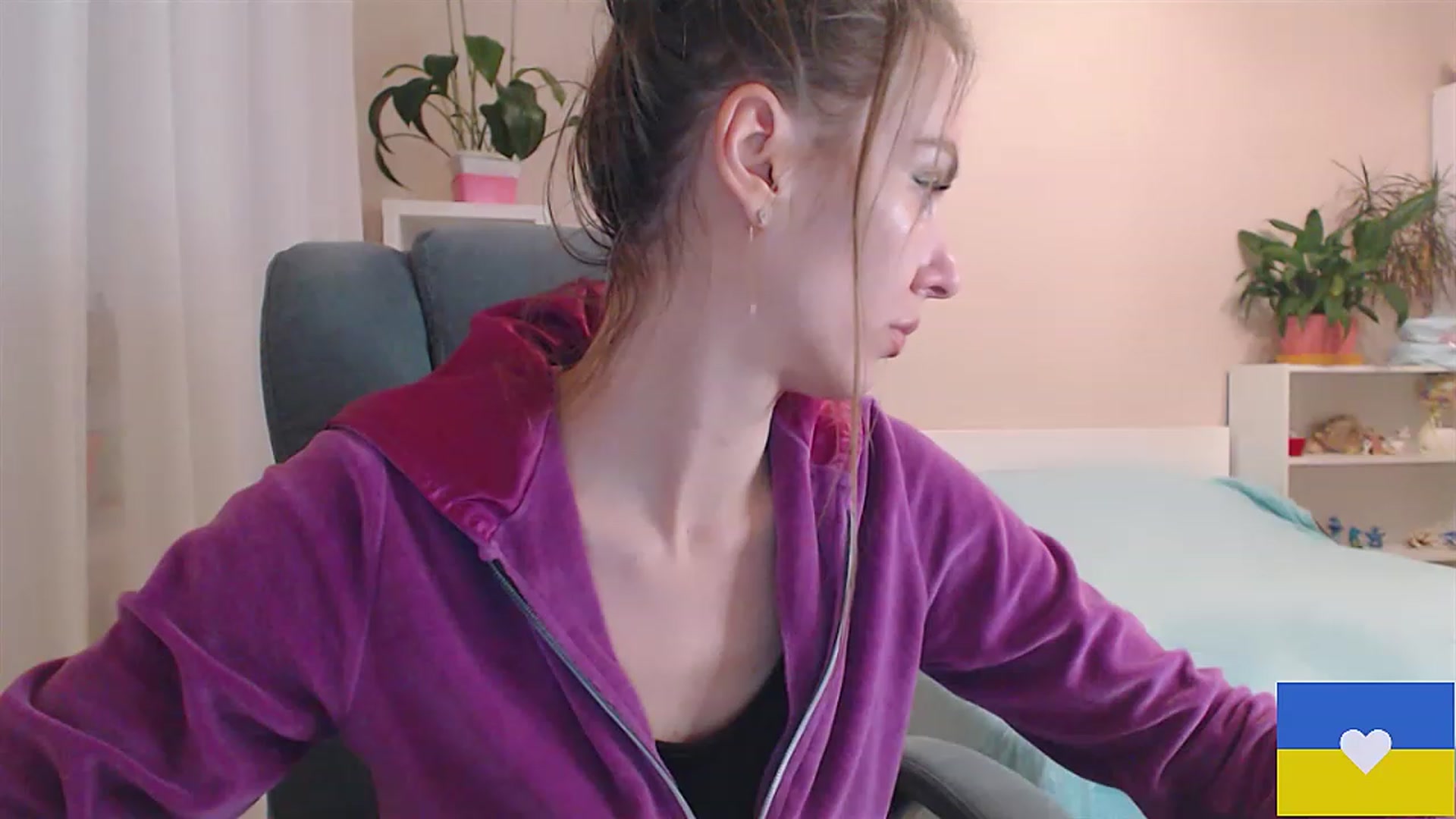 Gallery image thumbnail from Divine_Phenix's myfreecams stream on, 02/01/2023, 14:59 image 9 of 20