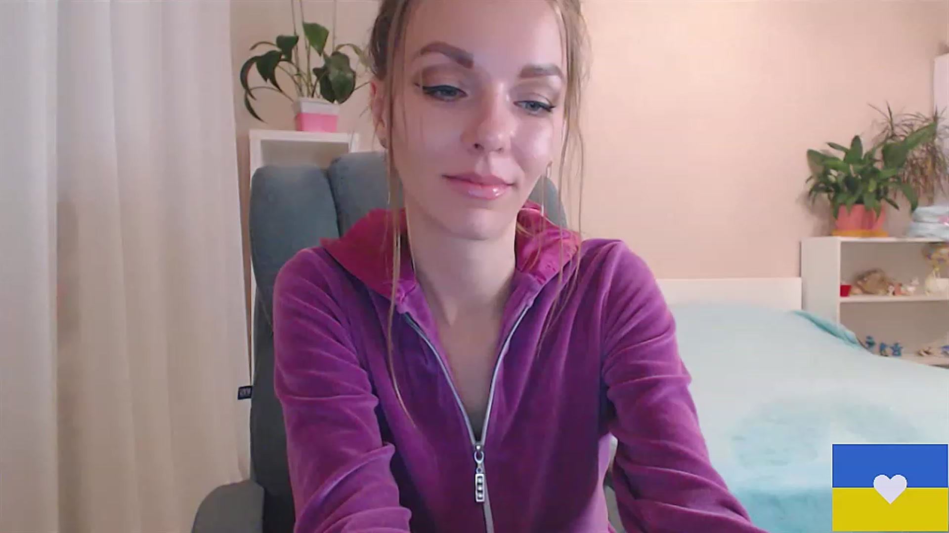 Gallery image thumbnail from Divine_Phenix's myfreecams stream on, 02/01/2023, 14:59 image 18 of 20