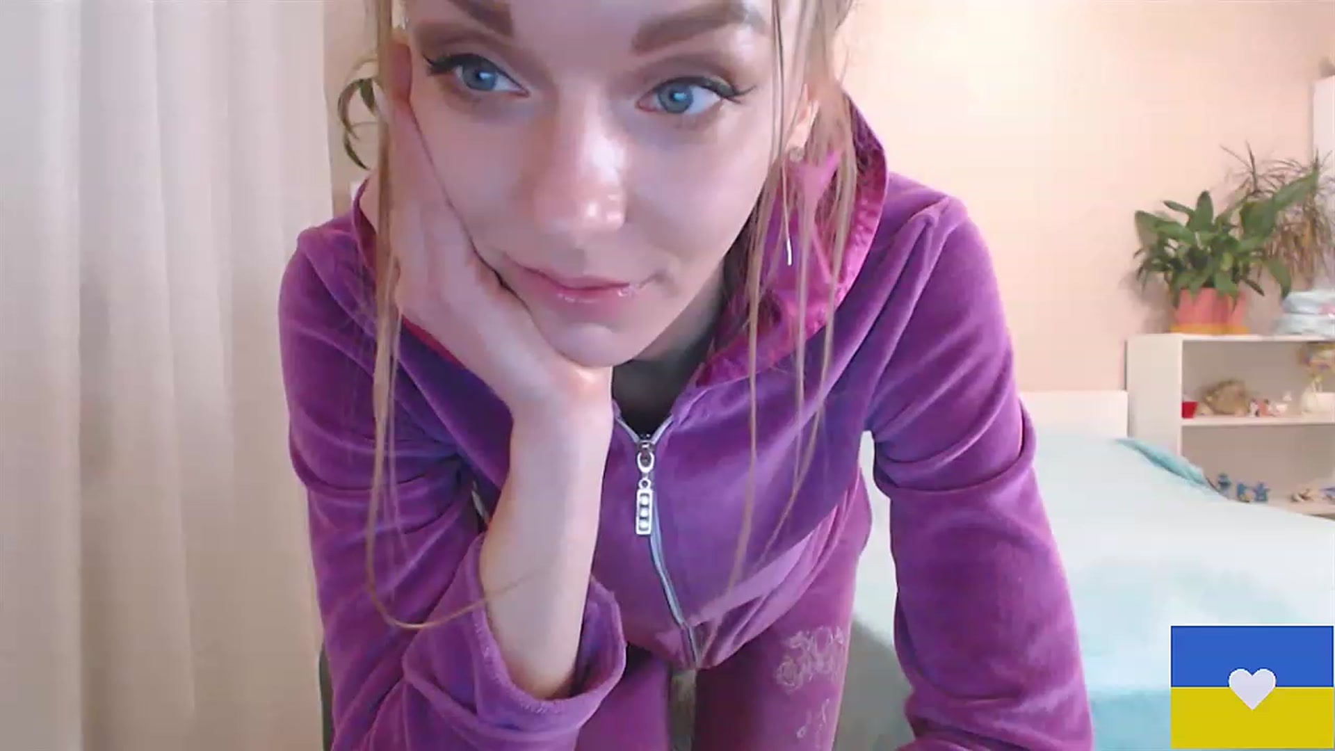 Gallery image thumbnail from Divine_Phenix's myfreecams stream on, 02/01/2023, 14:59 image 12 of 20