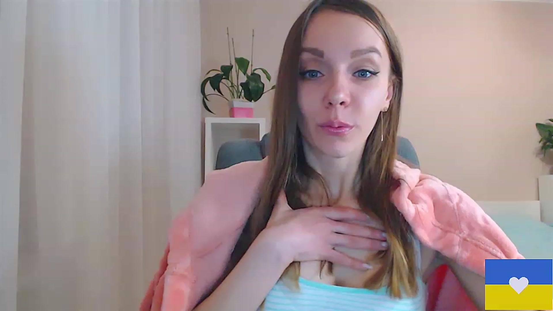 Gallery image thumbnail from Divine_Phenix's myfreecams stream on, 02/04/2023, 19:42 image 17 of 20