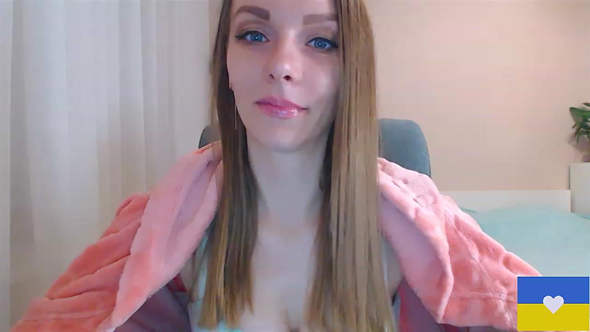 Gallery image thumbnail from Divine_Phenix's myfreecams stream on, 02/04/2023, 19:42 image 3 of 20