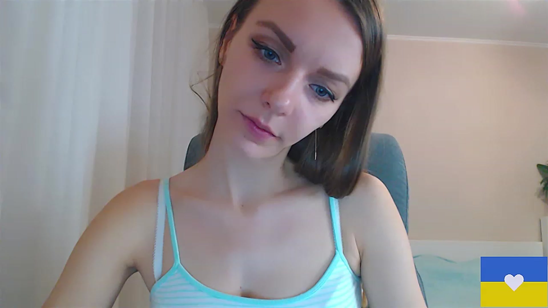 Gallery image thumbnail from Divine_Phenix's myfreecams stream on, 02/04/2023, 20:47 image 16 of 20