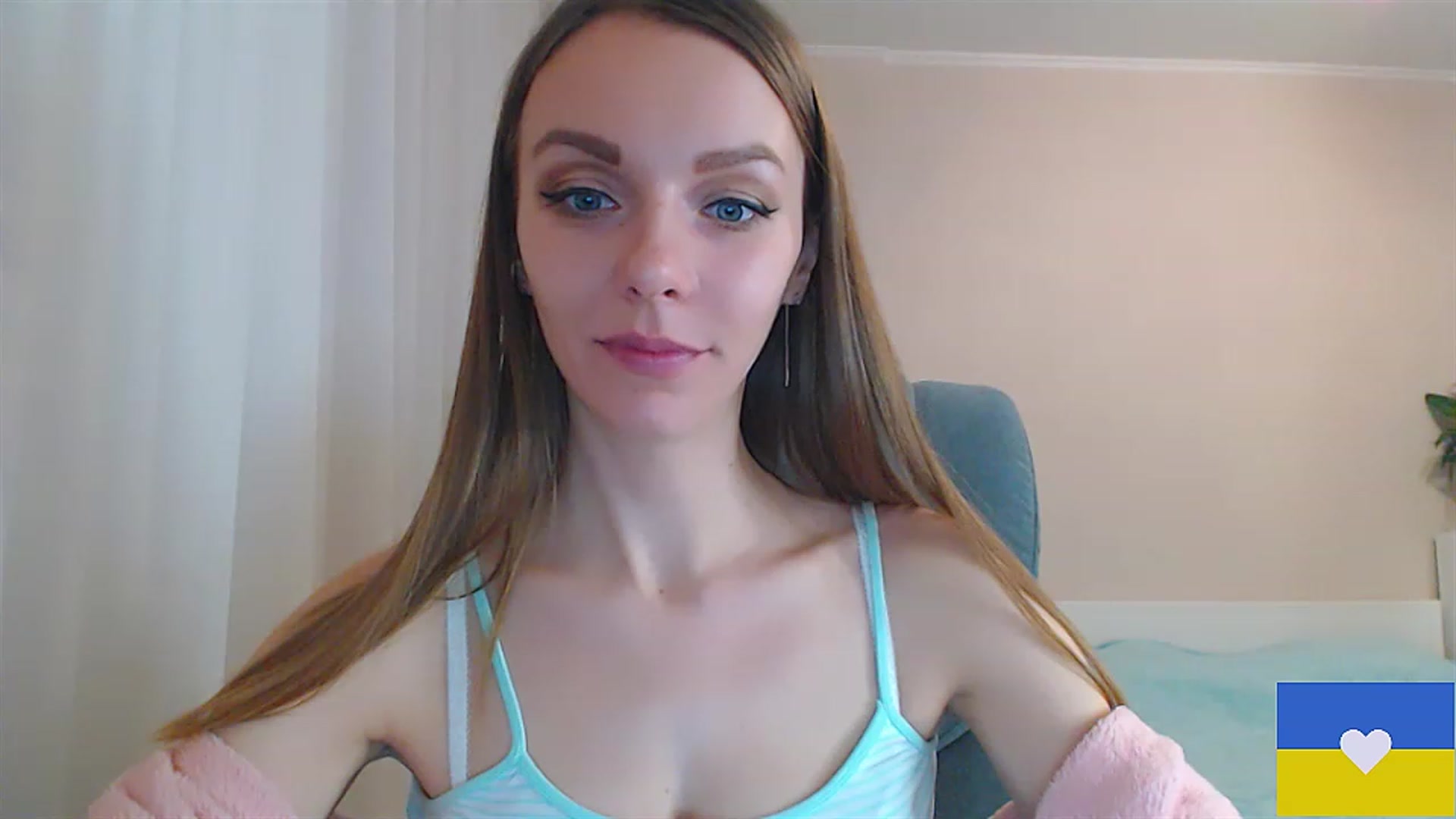 Gallery image thumbnail from Divine_Phenix's myfreecams stream on, 02/04/2023, 22:07 image 15 of 20
