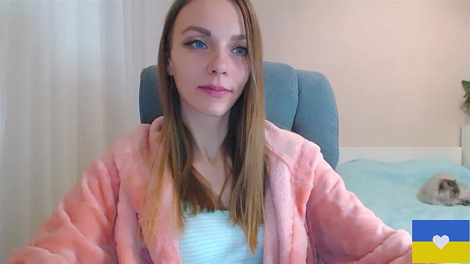 Gallery image thumbnail from Divine_Phenix's myfreecams stream on, 02/04/2023, 22:07 image 3 of 20