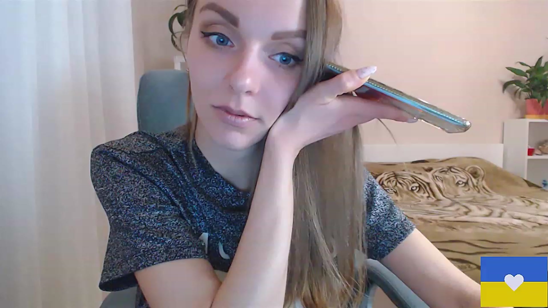 Gallery image thumbnail from Divine_Phenix's myfreecams stream on, 02/05/2023, 15:18 image 19 of 20