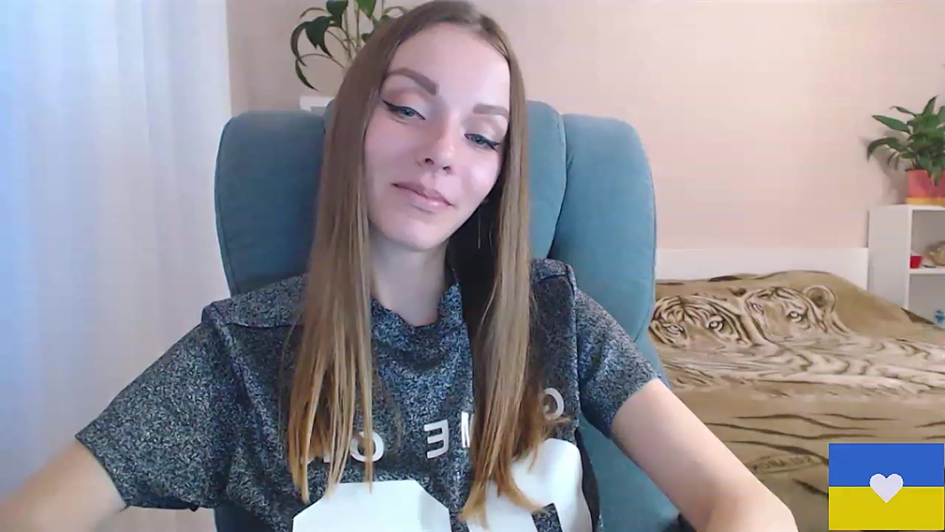 Gallery image thumbnail from Divine_Phenix's myfreecams stream on, 02/05/2023, 15:18 image 10 of 20