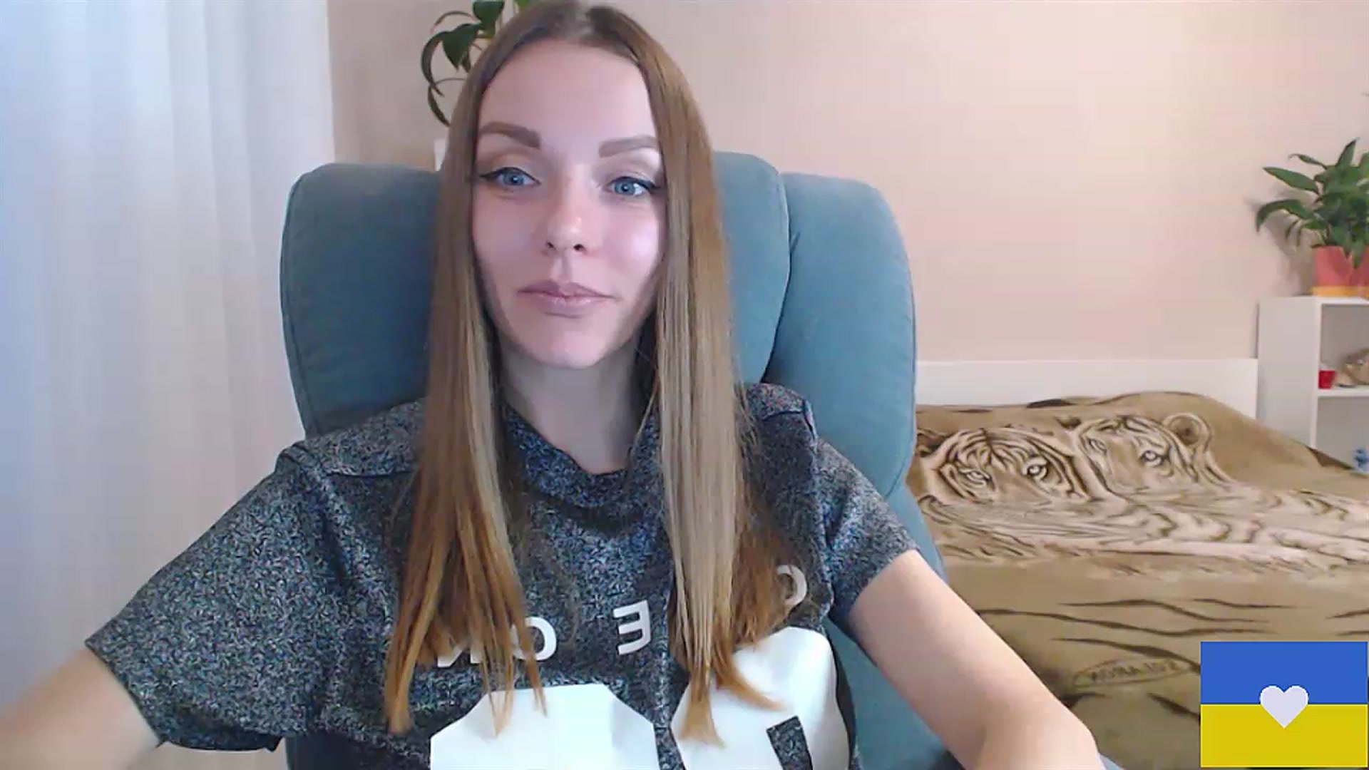 Gallery image thumbnail from Divine_Phenix's myfreecams stream on, 02/05/2023, 15:18 image 14 of 20