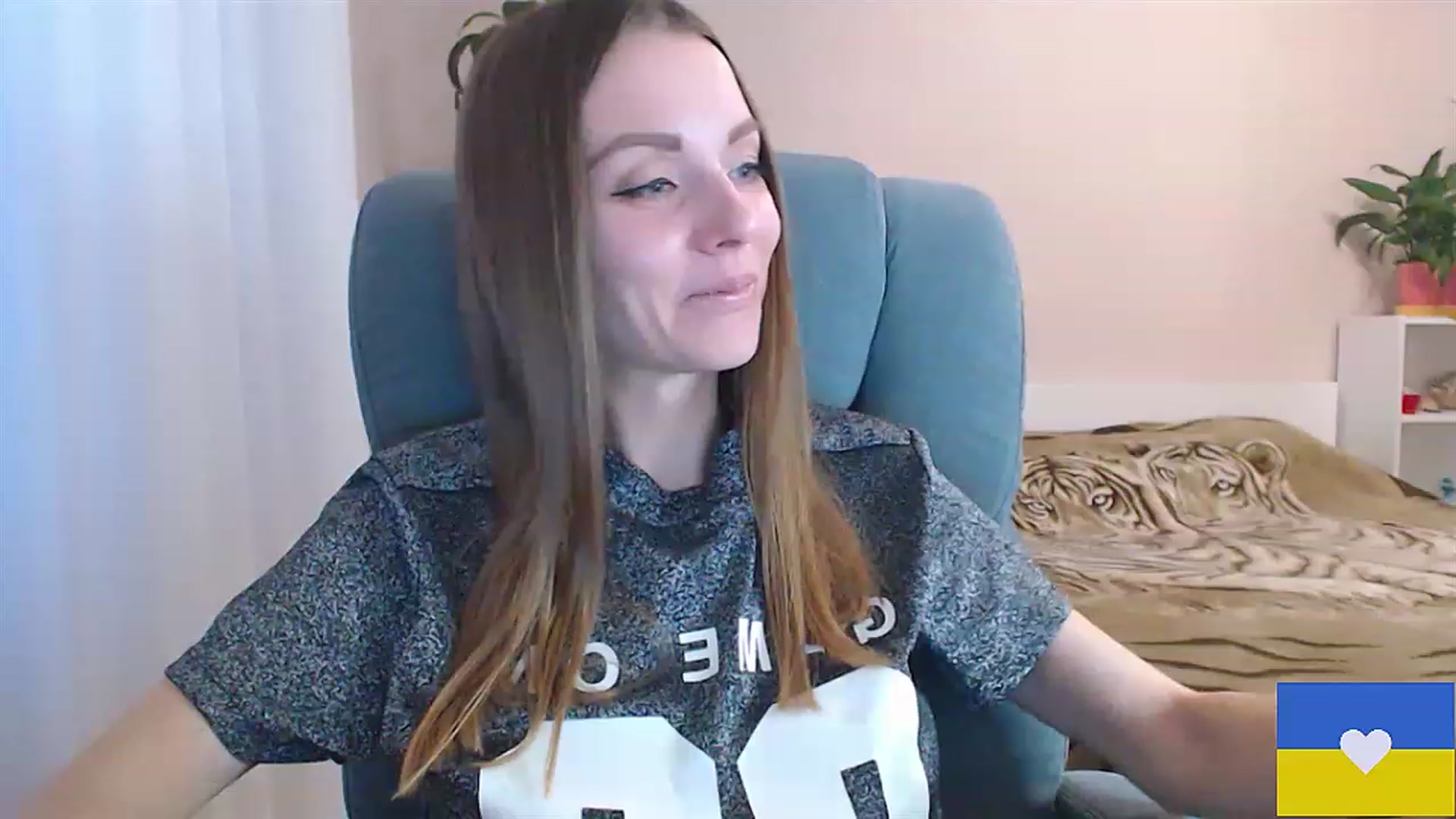 Gallery image thumbnail from Divine_Phenix's myfreecams stream on, 02/05/2023, 15:18 image 9 of 20
