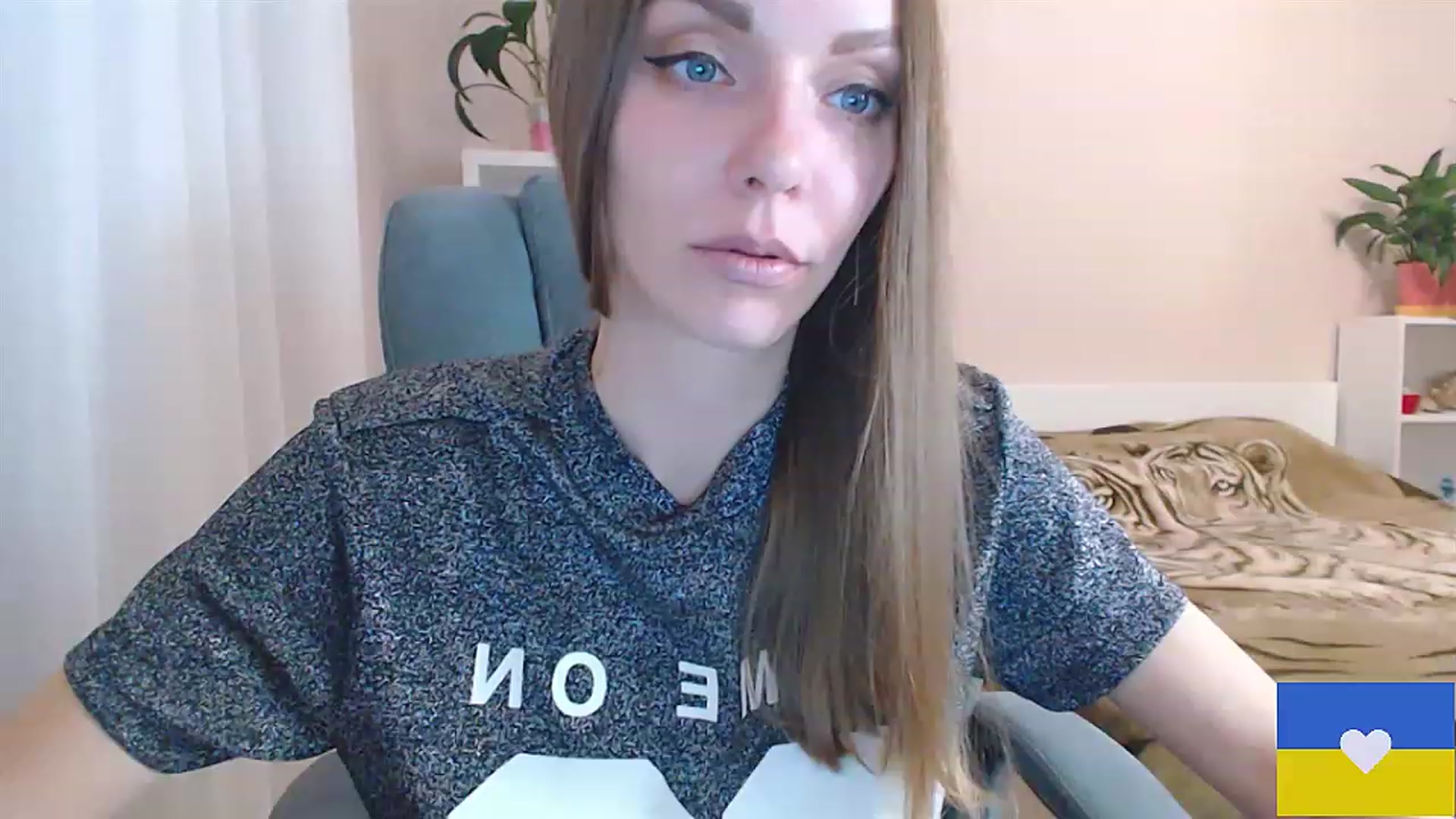 Gallery image thumbnail from Divine_Phenix's myfreecams stream on, 02/05/2023, 15:18 image 17 of 20