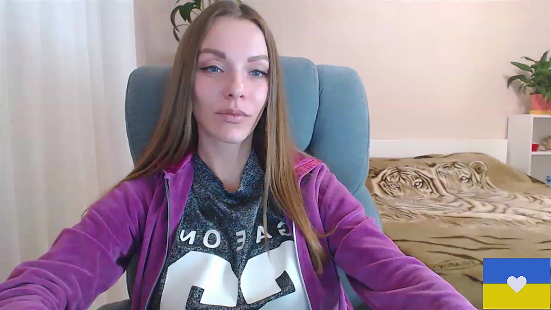 Gallery image thumbnail from Divine_Phenix's myfreecams stream on, 02/05/2023, 16:30 image 14 of 20