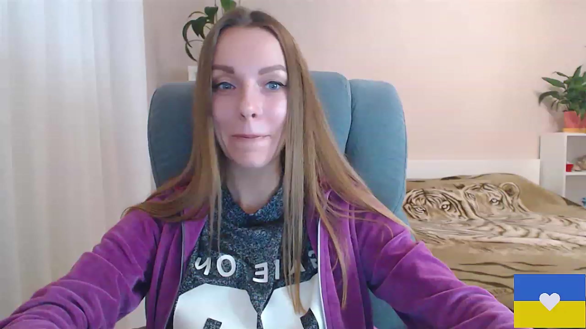 Gallery image thumbnail from Divine_Phenix's myfreecams stream on, 02/05/2023, 16:30 image 9 of 20