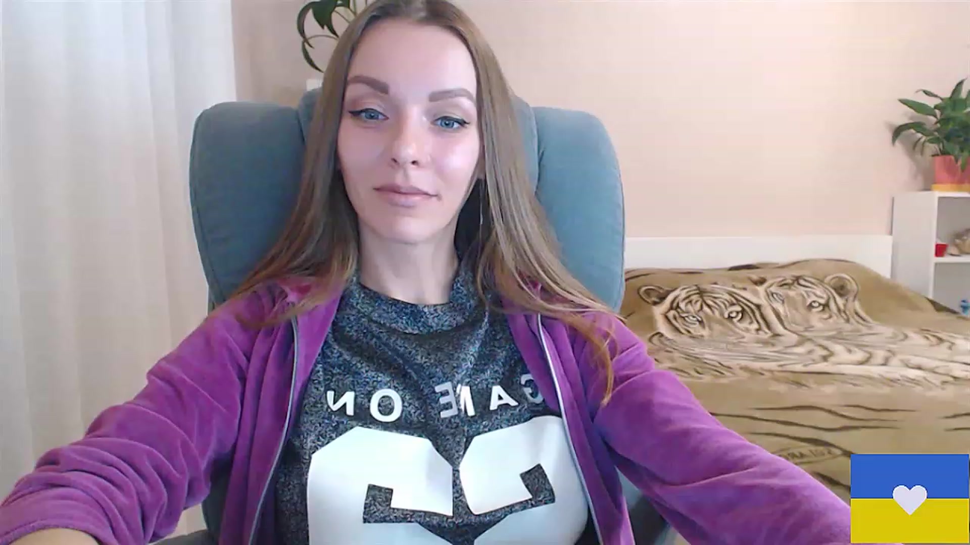 Gallery image thumbnail from Divine_Phenix's myfreecams stream on, 02/05/2023, 16:30 image 6 of 20