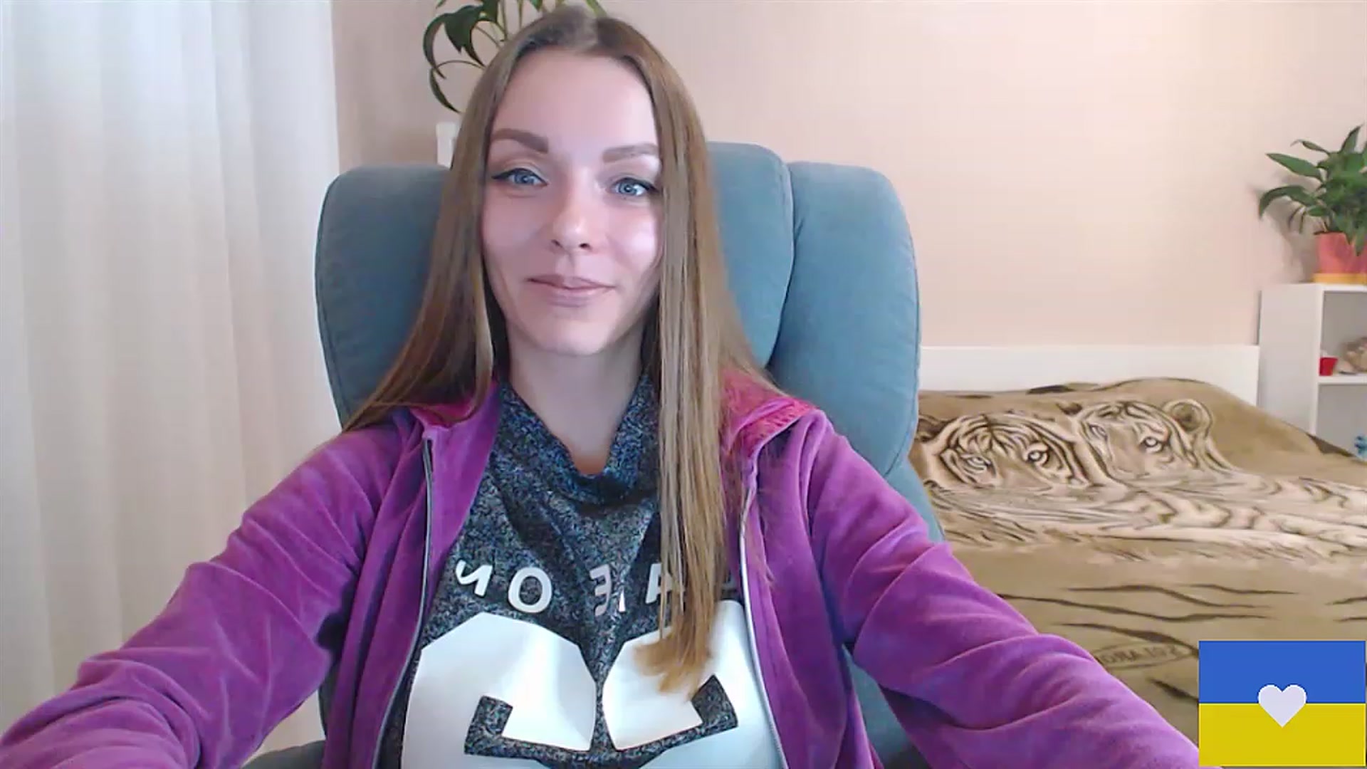 Gallery image thumbnail from Divine_Phenix's myfreecams stream on, 02/05/2023, 16:30 image 16 of 20