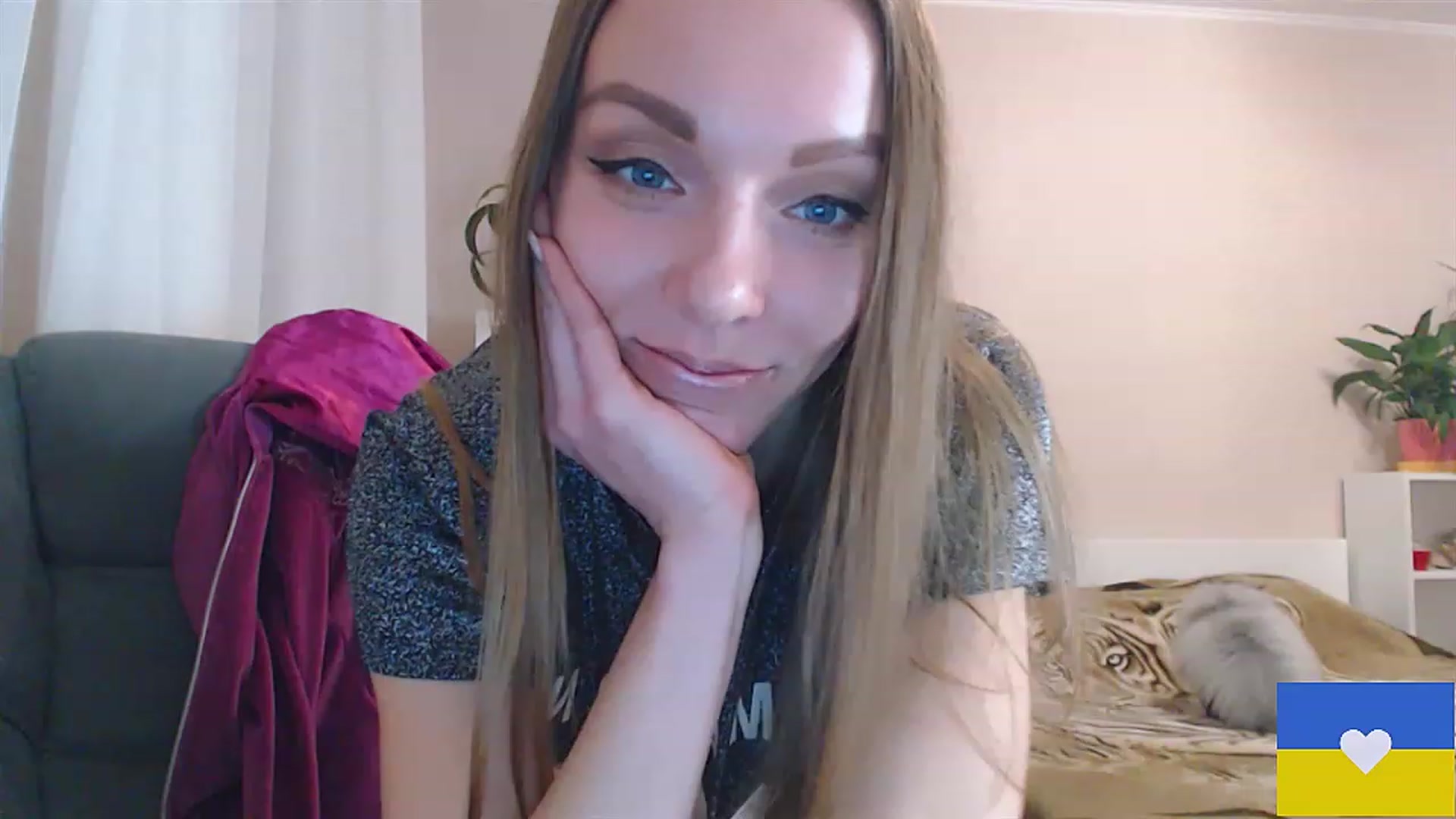 Gallery image thumbnail from Divine_Phenix's myfreecams stream on, 02/05/2023, 17:50 image 1 of 20