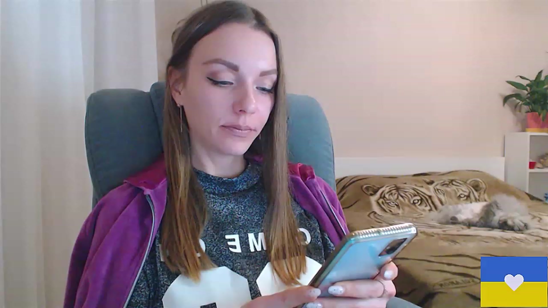 Gallery image thumbnail from Divine_Phenix's myfreecams stream on, 02/05/2023, 17:50 image 14 of 20