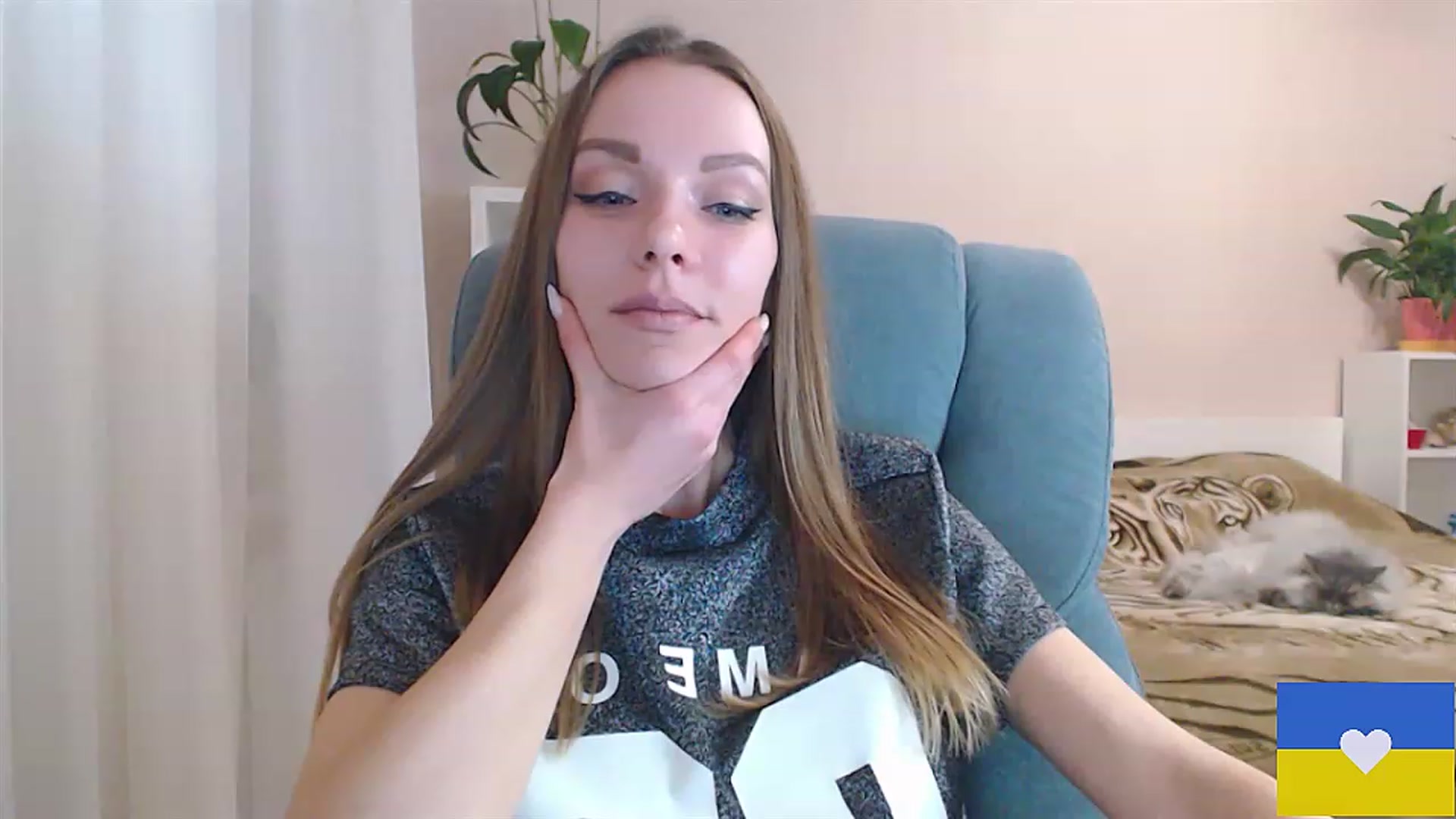 Gallery image thumbnail from Divine_Phenix's myfreecams stream on, 02/05/2023, 17:50 image 8 of 20