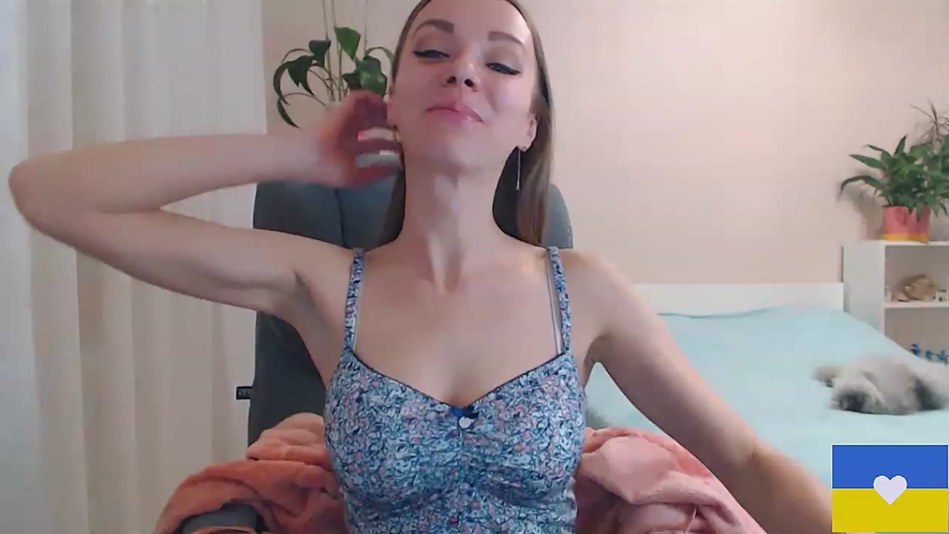 Gallery image thumbnail from Divine_Phenix's myfreecams stream on, 02/07/2023, 19:08 image 17 of 20