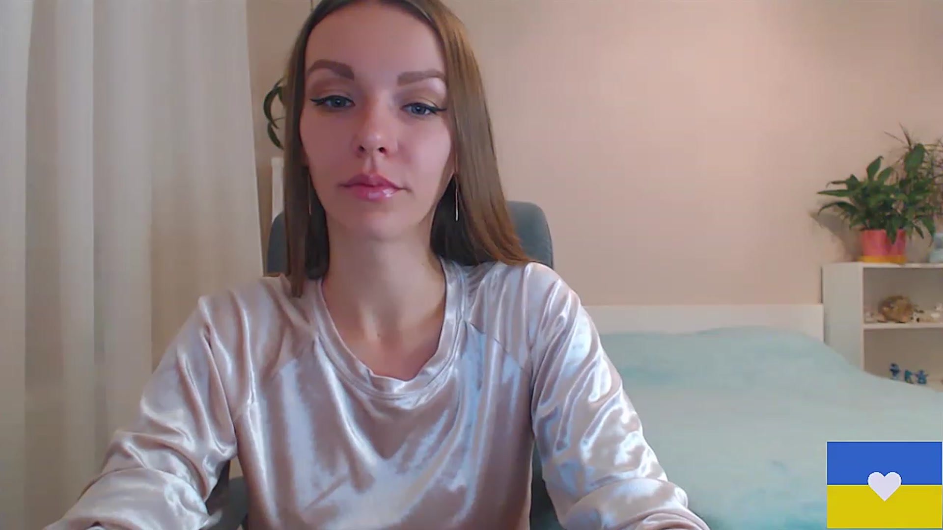 Gallery image thumbnail from Divine_Phenix's myfreecams stream on, 02/11/2023, 20:50 image 11 of 20