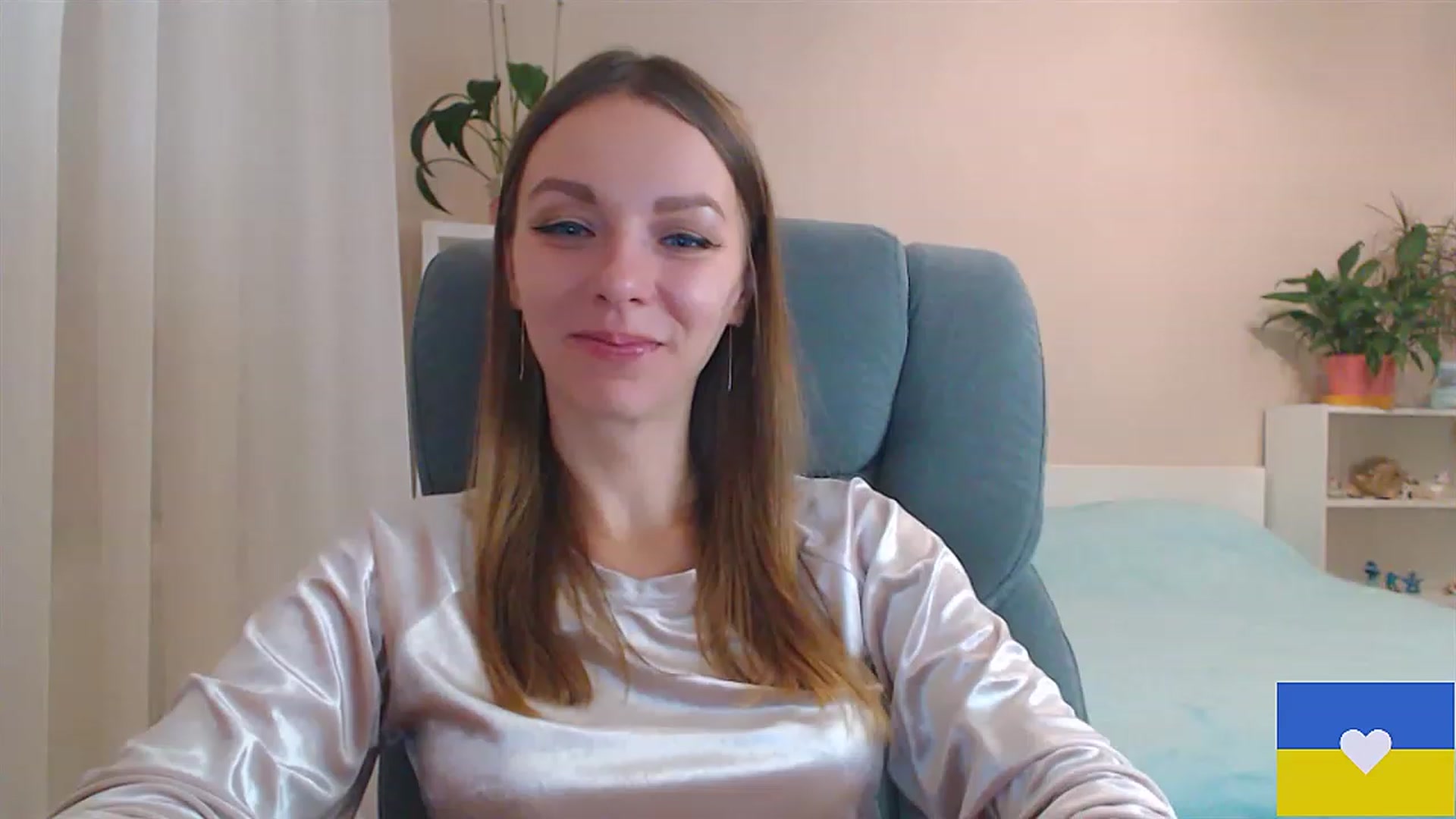 Gallery image thumbnail from Divine_Phenix's myfreecams stream on, 02/11/2023, 21:45 image 17 of 20