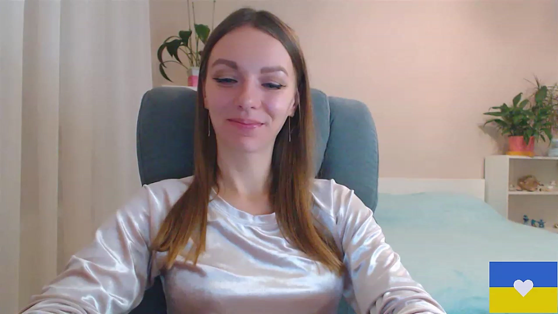 Gallery image thumbnail from Divine_Phenix's myfreecams stream on, 02/11/2023, 21:45 image 12 of 20