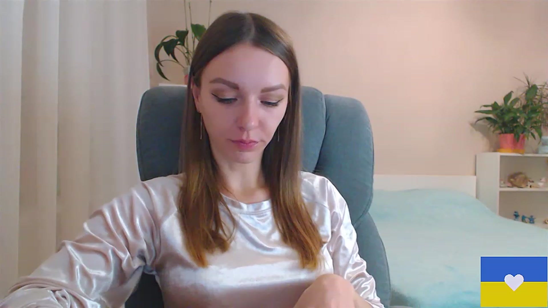 Gallery image thumbnail from Divine_Phenix's myfreecams stream on, 02/11/2023, 21:45 image 6 of 20