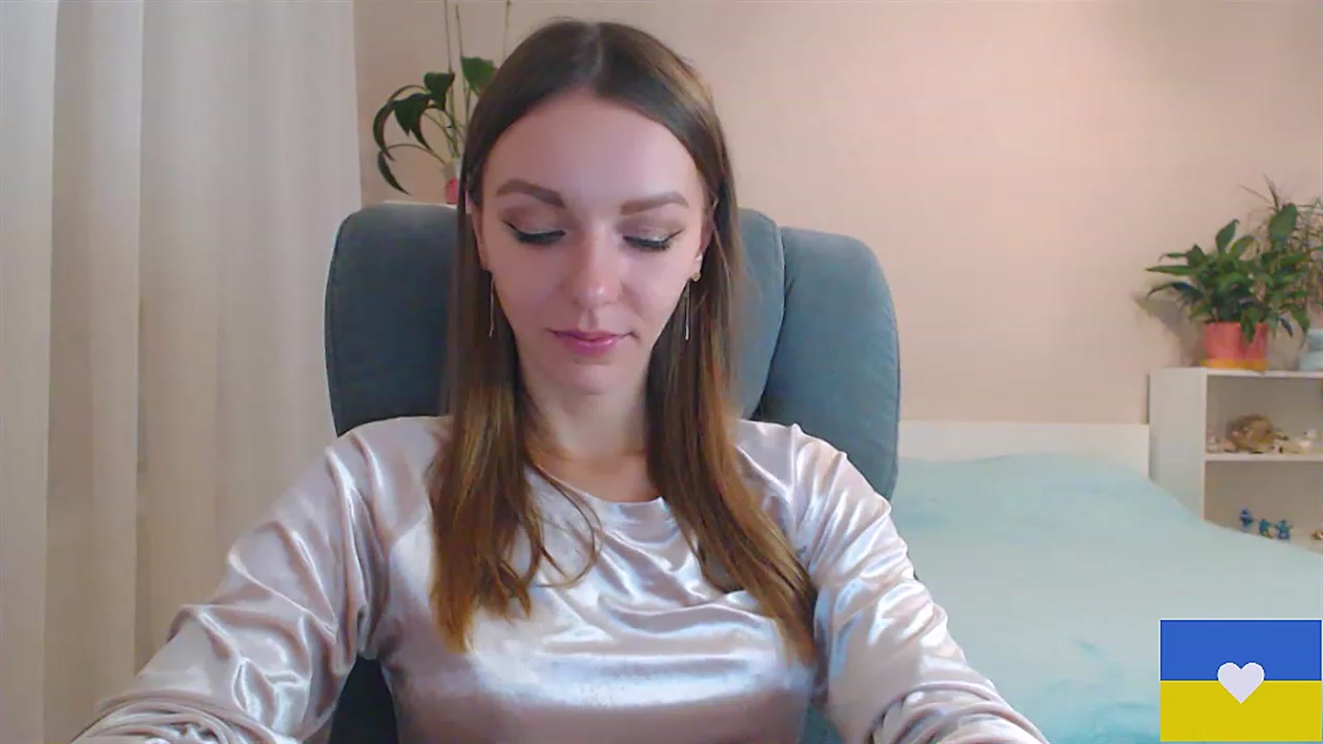 Gallery image thumbnail from Divine_Phenix's myfreecams stream on, 02/11/2023, 21:45 image 8 of 20