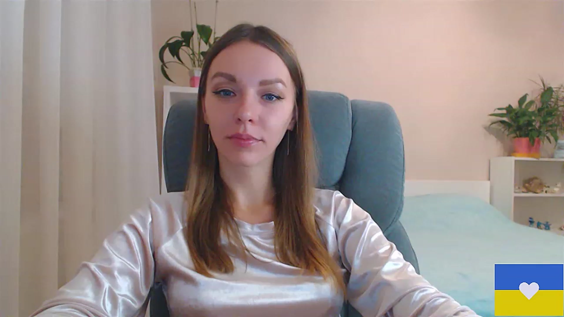 Gallery image thumbnail from Divine_Phenix's myfreecams stream on, 02/11/2023, 21:45 image 16 of 20