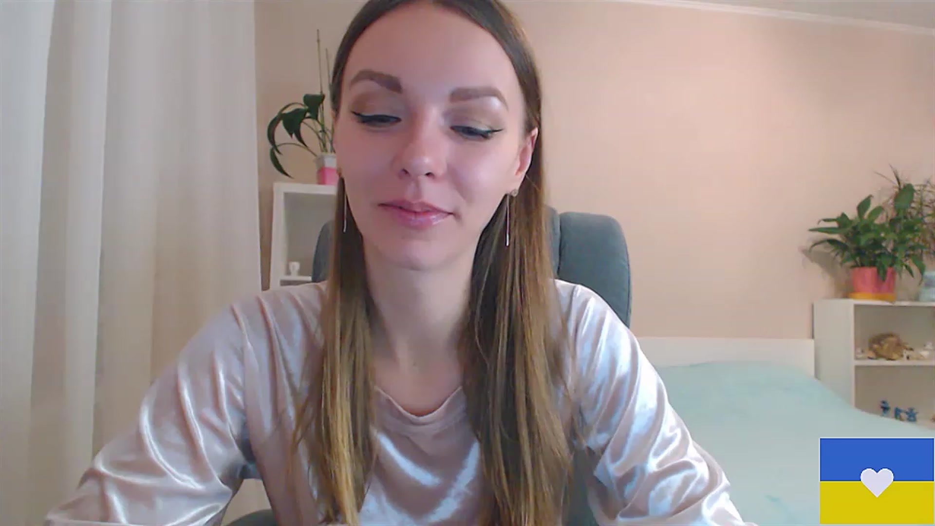 Gallery image thumbnail from Divine_Phenix's myfreecams stream on, 02/11/2023, 21:45 image 20 of 20