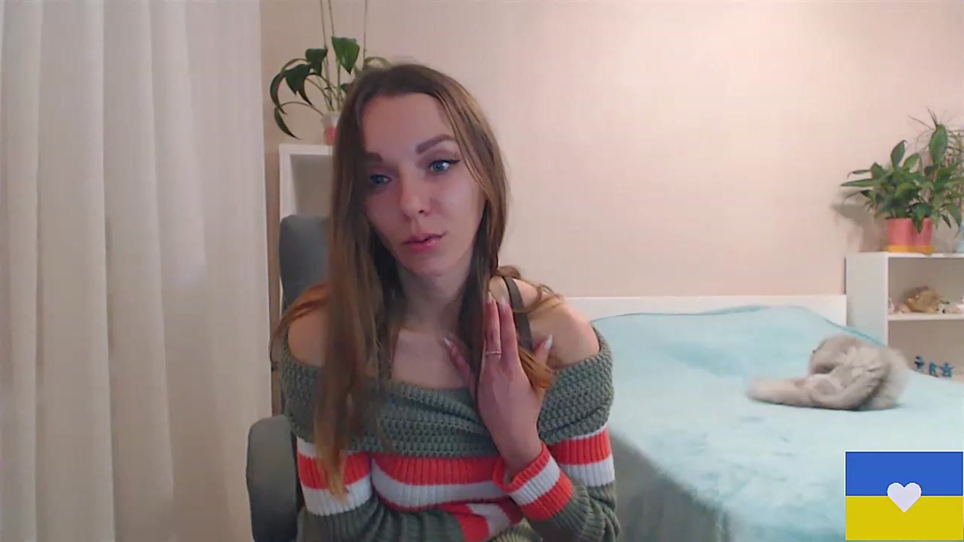 Gallery image thumbnail from Divine_Phenix's myfreecams stream on, 02/13/2023, 17:12 image 3 of 20