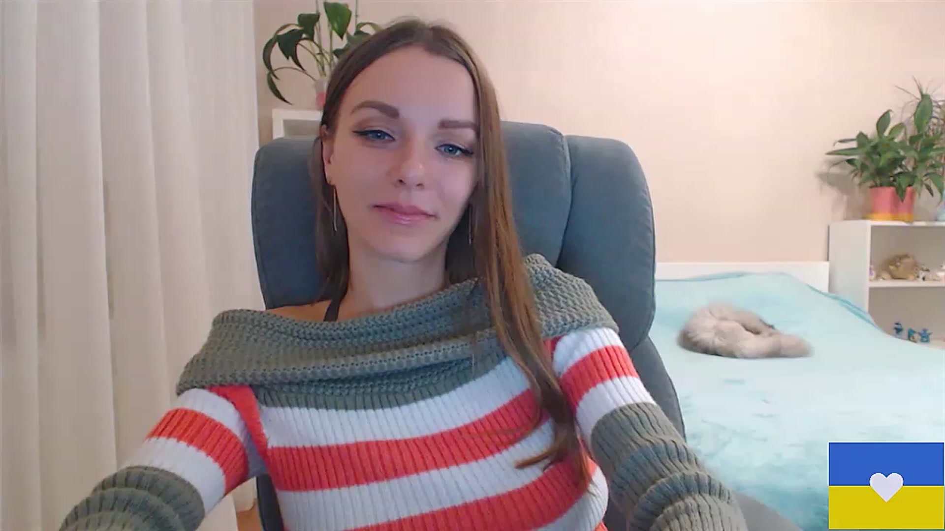 Gallery image thumbnail from Divine_Phenix's myfreecams stream on, 02/13/2023, 17:12 image 8 of 20
