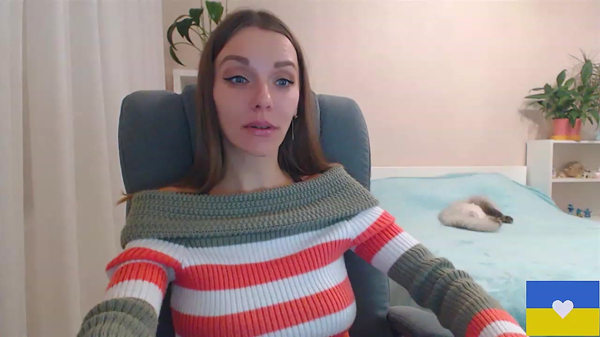 Gallery image thumbnail from Divine_Phenix's myfreecams stream on, 02/13/2023, 17:12 image 17 of 20