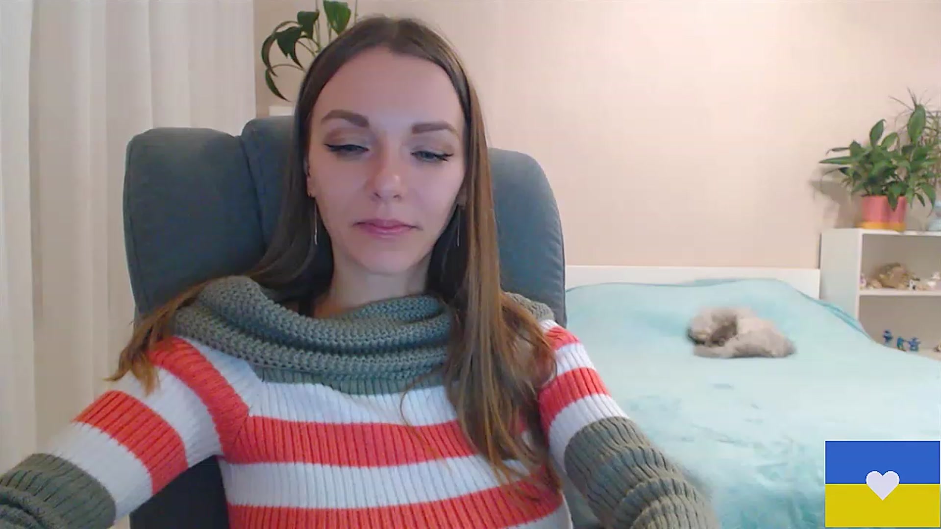 Gallery image thumbnail from Divine_Phenix's myfreecams stream on, 02/13/2023, 18:42 image 9 of 20