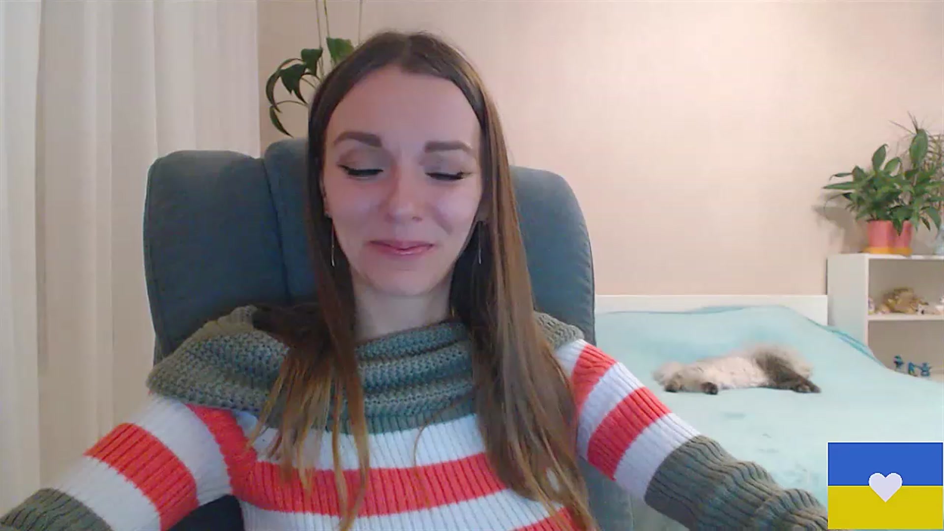 Gallery image thumbnail from Divine_Phenix's myfreecams stream on, 02/13/2023, 18:42 image 6 of 20
