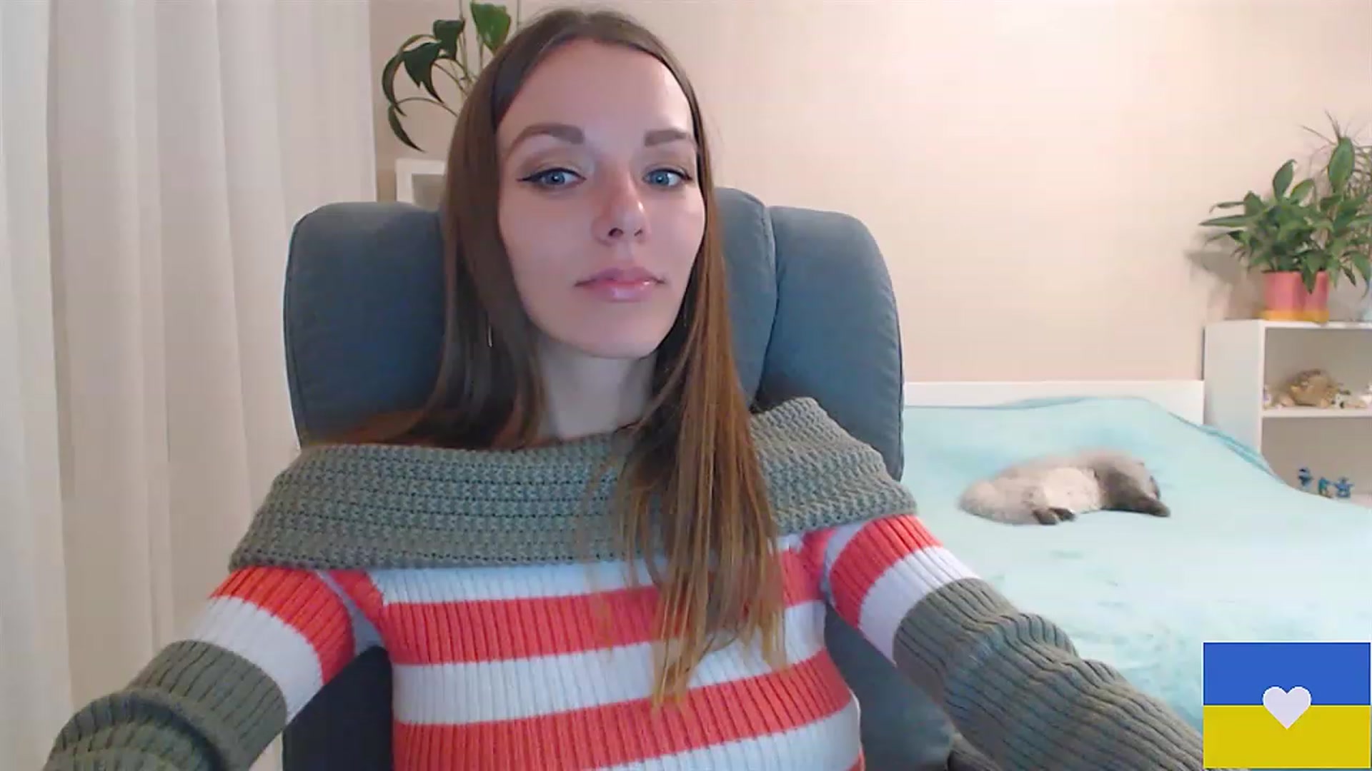 Gallery image thumbnail from Divine_Phenix's myfreecams stream on, 02/13/2023, 18:42 image 3 of 20