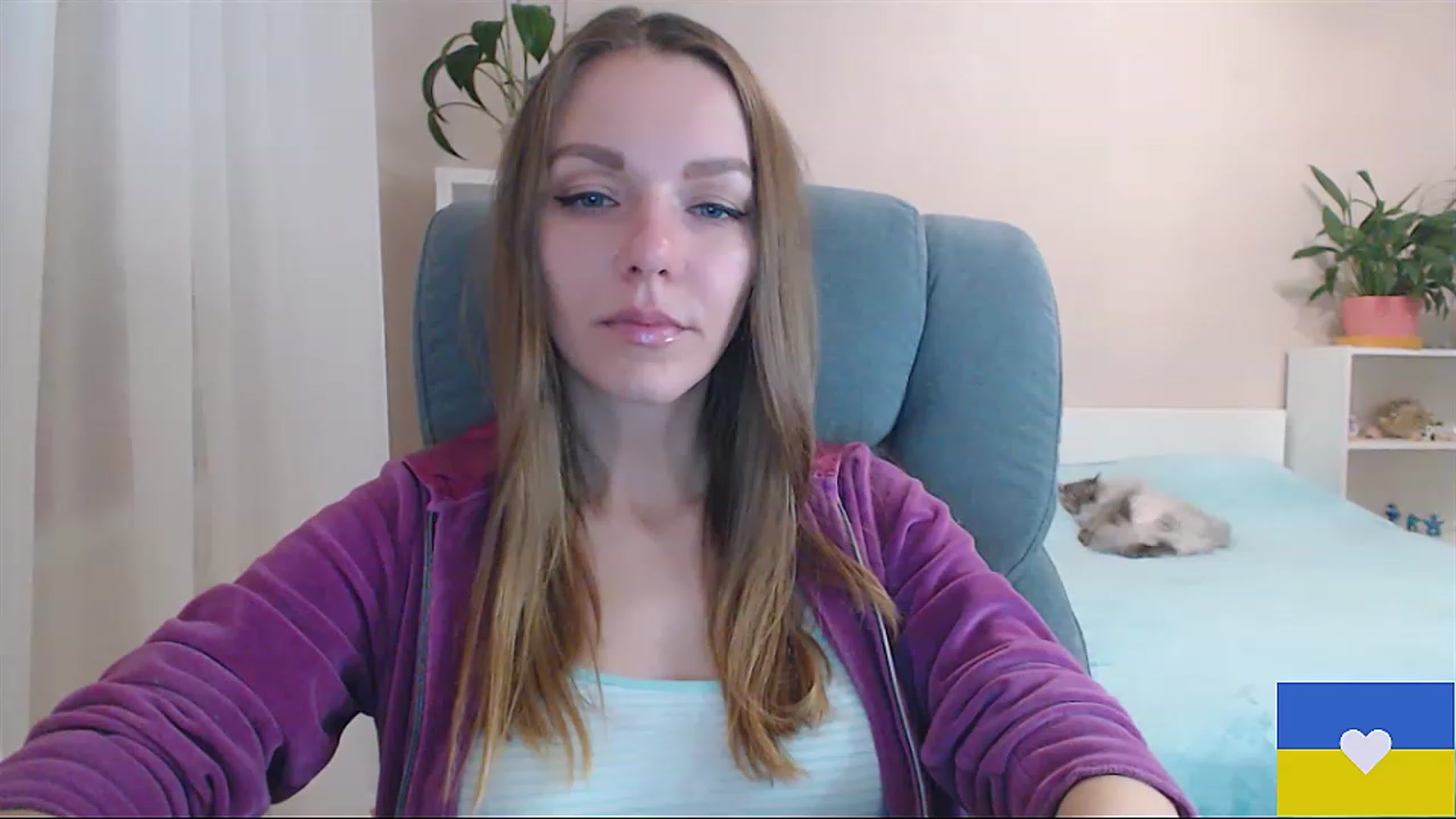 Gallery image thumbnail from Divine_Phenix's myfreecams stream on, 02/19/2023, 21:32 image 6 of 20