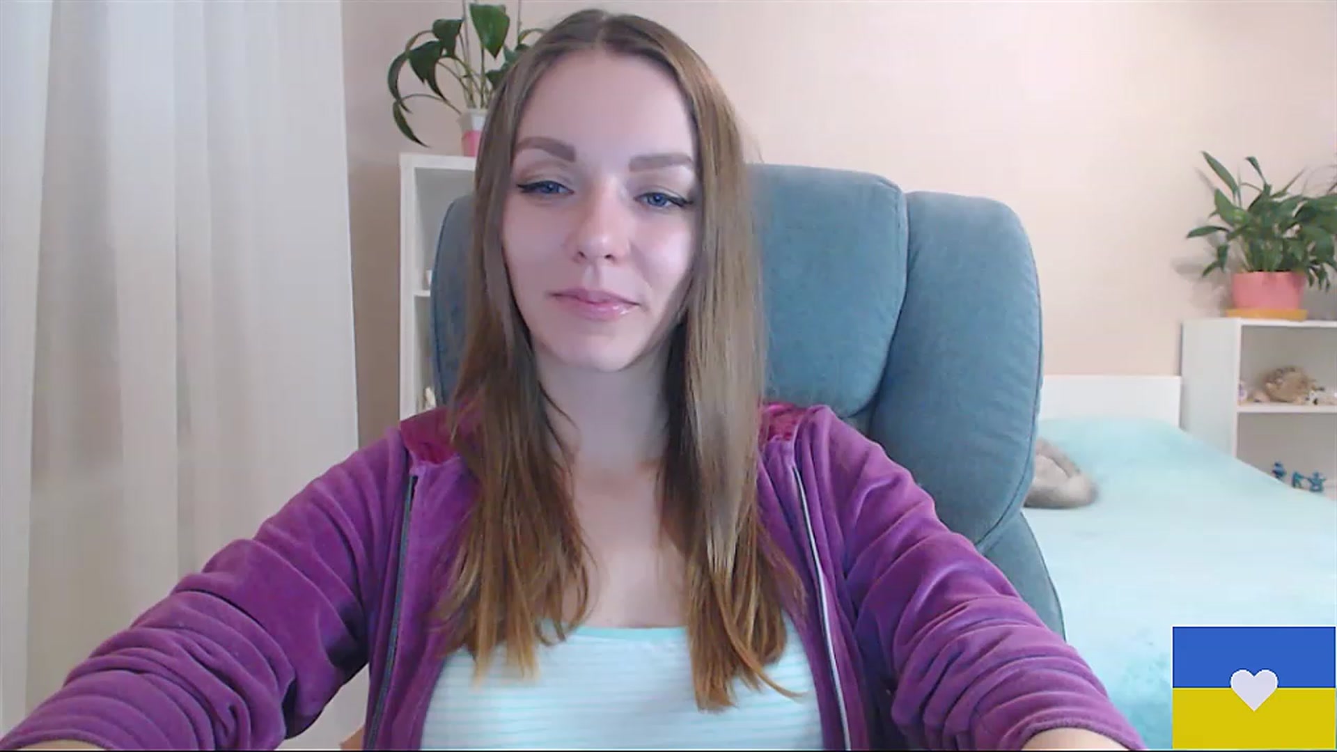 Gallery image thumbnail from Divine_Phenix's myfreecams stream on, 02/19/2023, 21:32 image 9 of 20