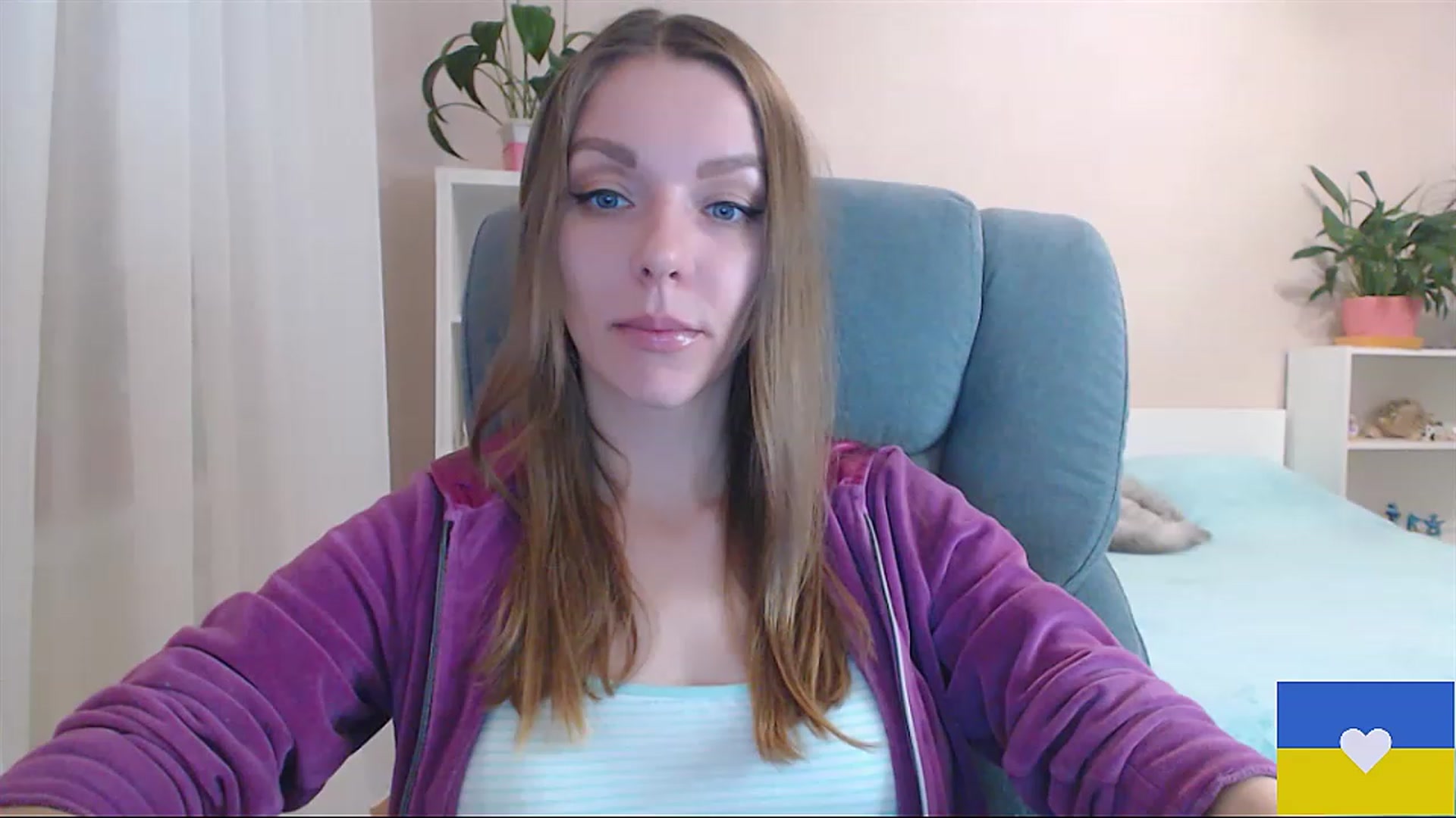 Gallery image thumbnail from Divine_Phenix's myfreecams stream on, 02/19/2023, 21:32 image 10 of 20