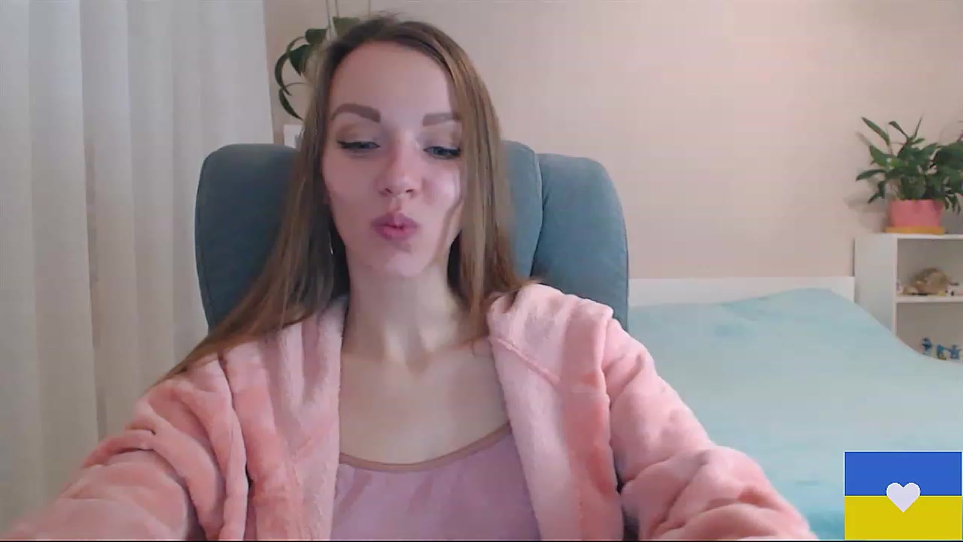 Gallery image thumbnail from Divine_Phenix's myfreecams stream on, 02/20/2023, 21:55 image 1 of 20