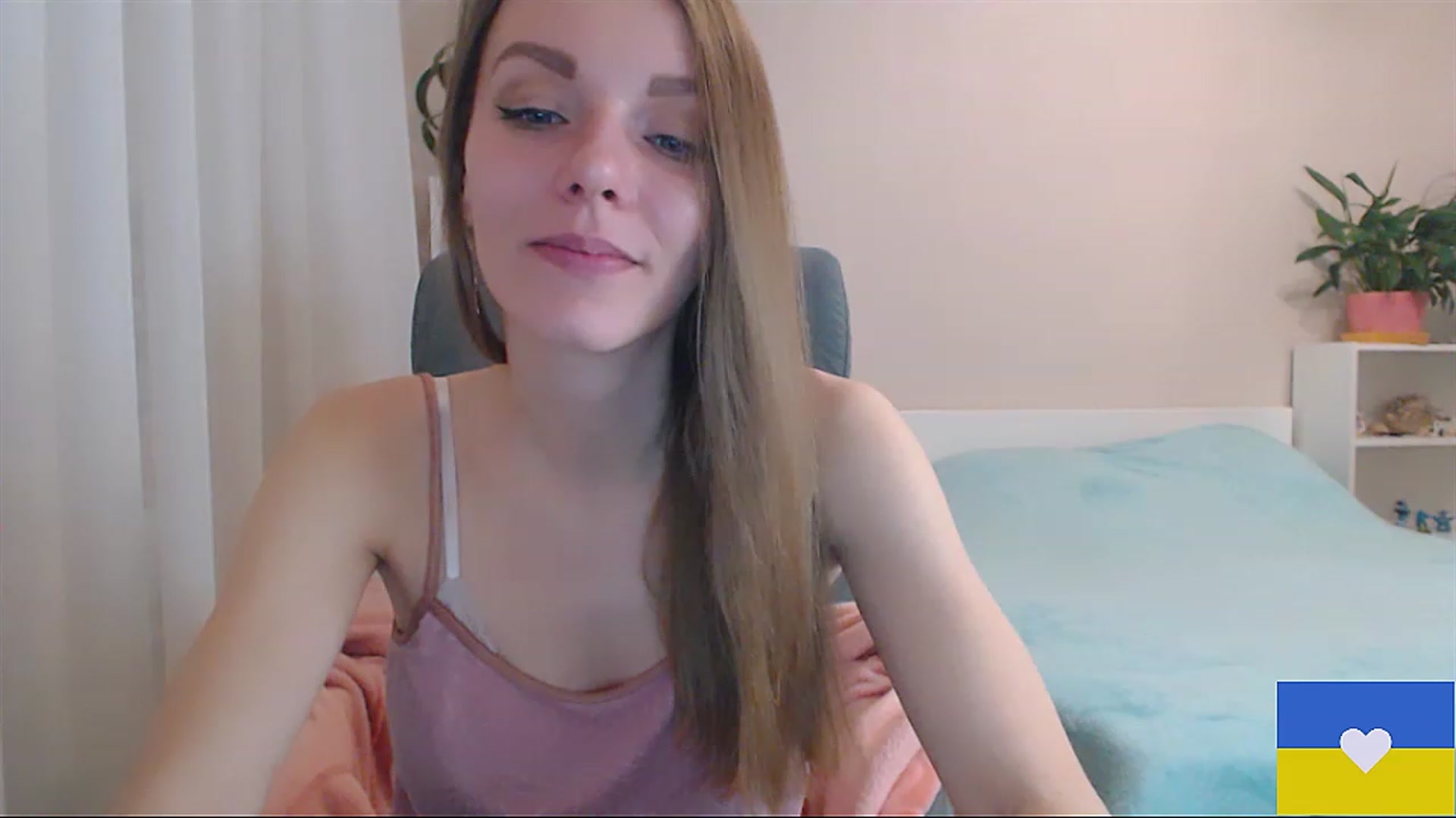 Gallery image thumbnail from Divine_Phenix's myfreecams stream on, 02/20/2023, 22:17 image 16 of 20