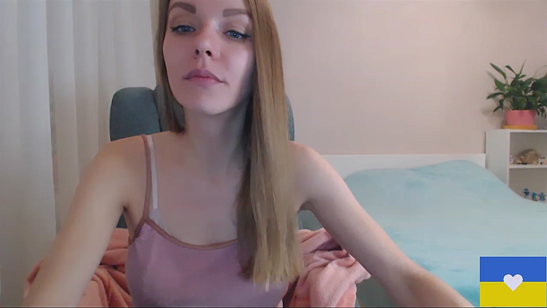 Gallery image thumbnail from Divine_Phenix's myfreecams stream on, 02/20/2023, 22:17 image 18 of 20
