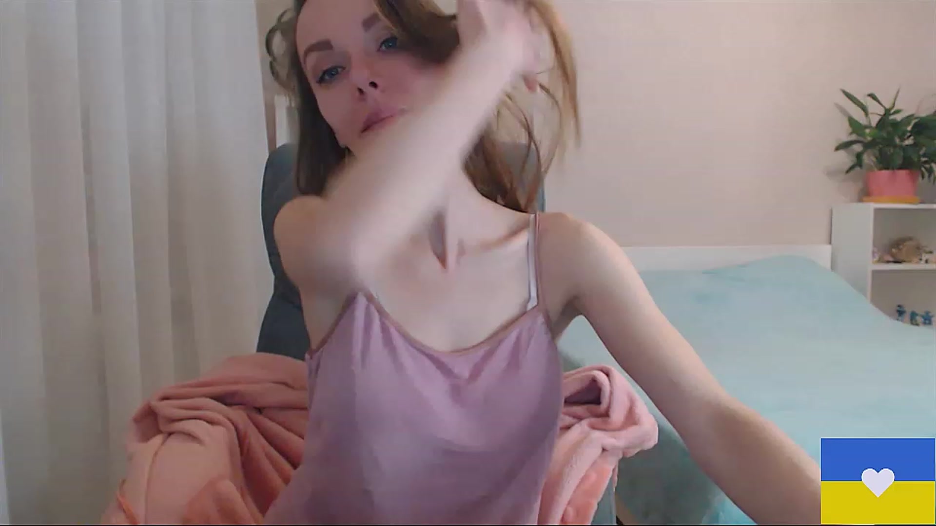 Gallery image thumbnail from Divine_Phenix's myfreecams stream on, 02/20/2023, 22:17 image 15 of 20