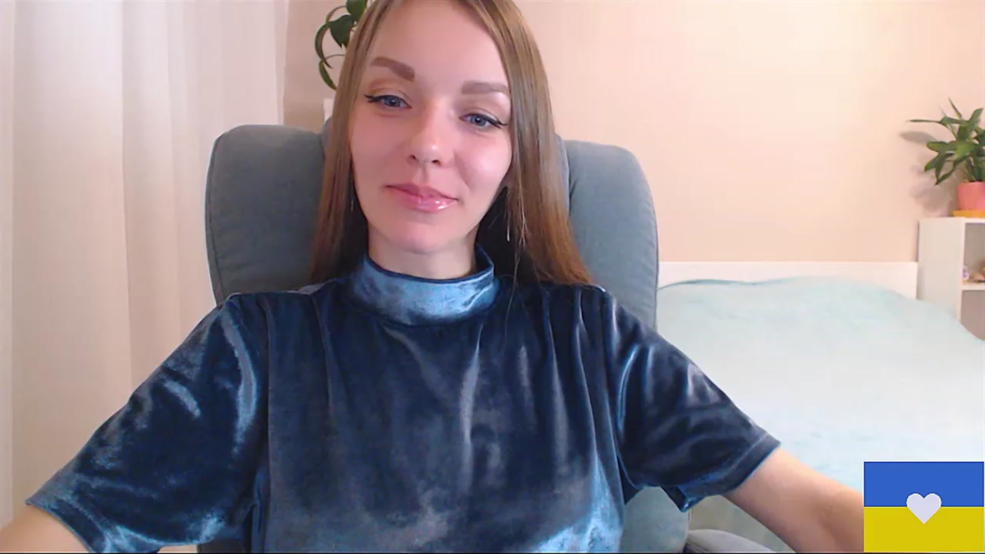 Gallery image thumbnail from Divine_Phenix's myfreecams stream on, 02/23/2023, 20:10 image 12 of 20