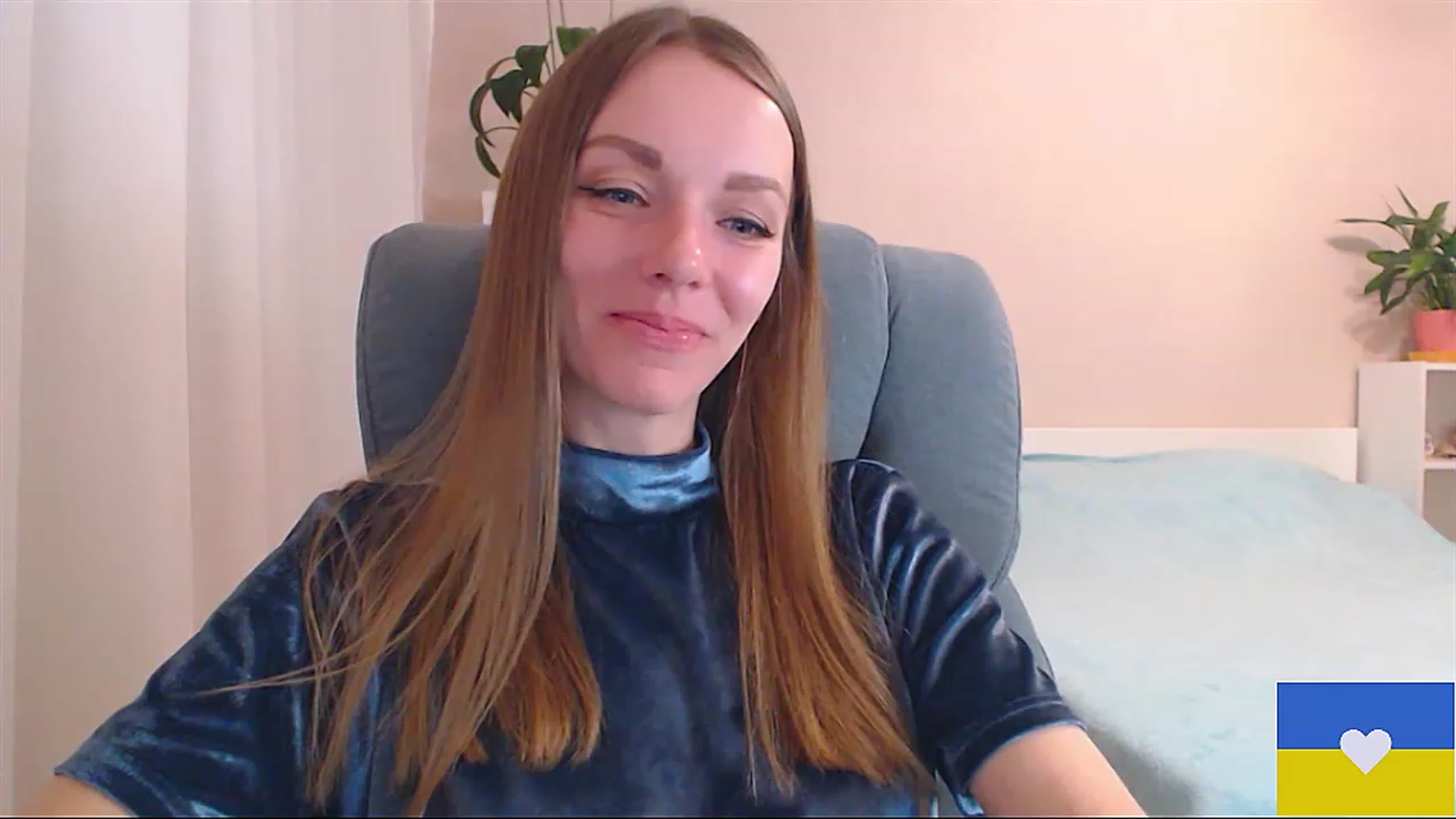 Gallery image thumbnail from Divine_Phenix's myfreecams stream on, 02/23/2023, 20:10 image 5 of 20