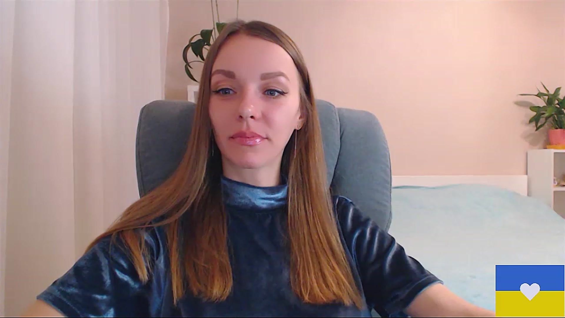 Gallery image thumbnail from Divine_Phenix's myfreecams stream on, 02/23/2023, 20:10 image 4 of 20