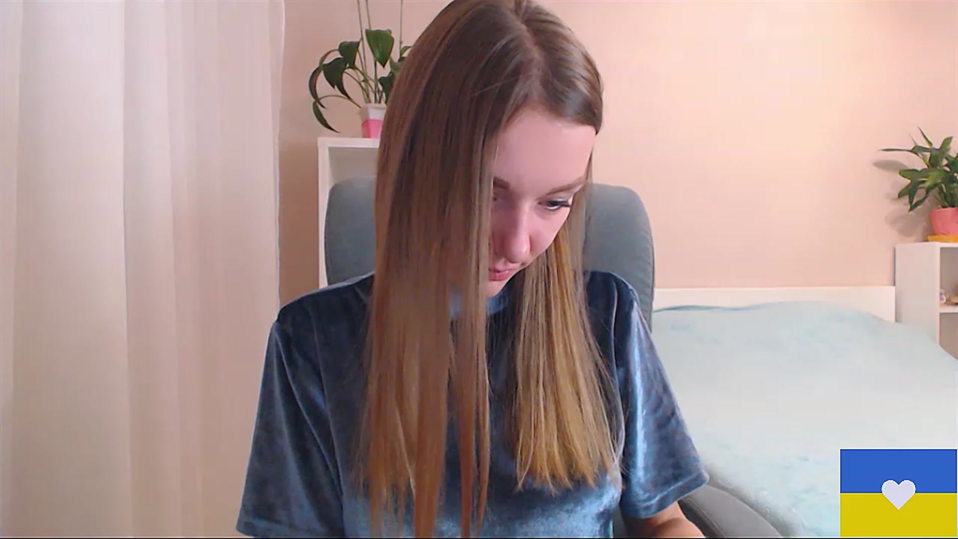Gallery image thumbnail from Divine_Phenix's myfreecams stream on, 02/23/2023, 20:10 image 2 of 20