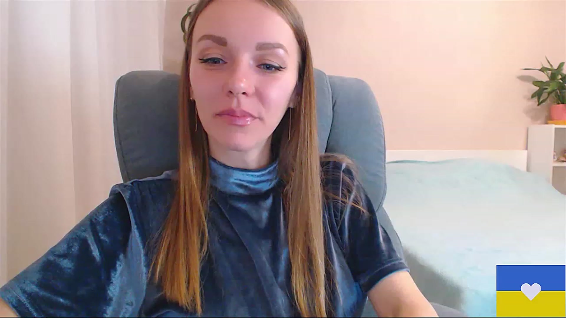 Gallery image thumbnail from Divine_Phenix's myfreecams stream on, 02/23/2023, 20:10 image 18 of 20