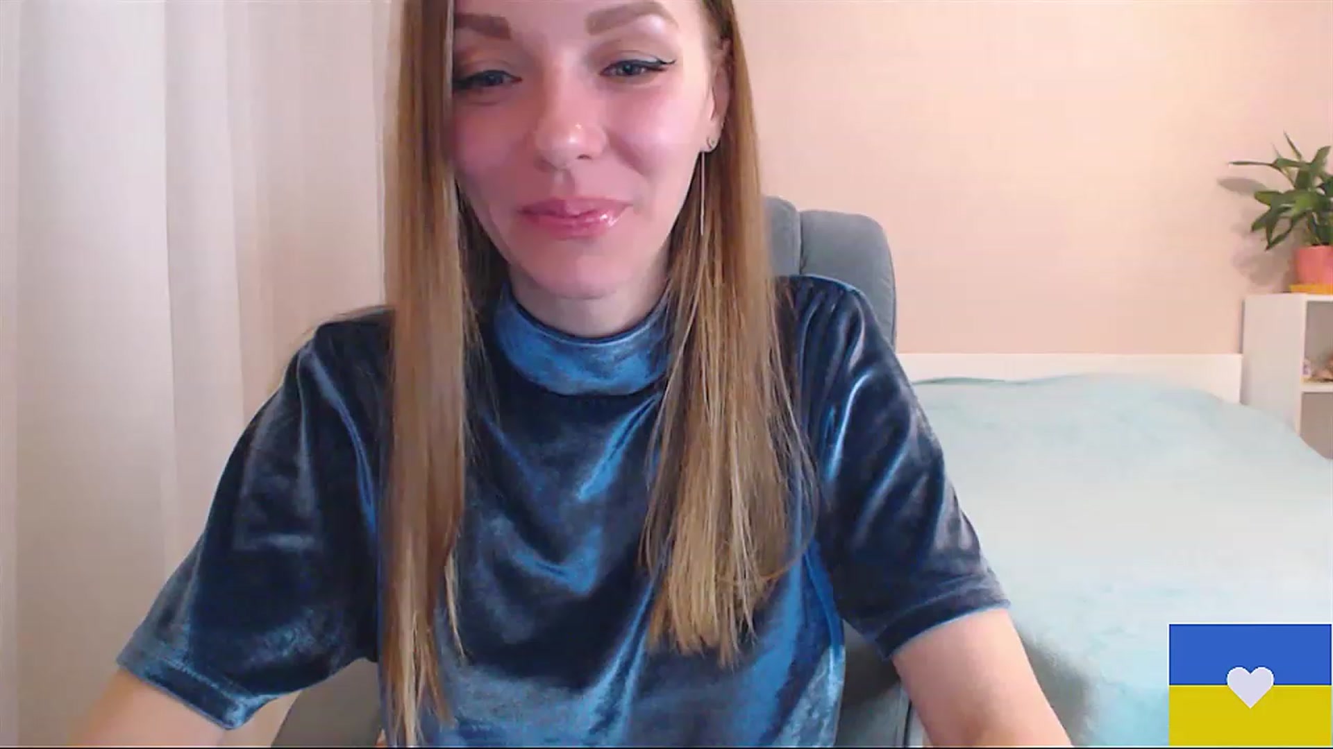 Gallery image thumbnail from Divine_Phenix's myfreecams stream on, 02/23/2023, 20:10 image 11 of 20